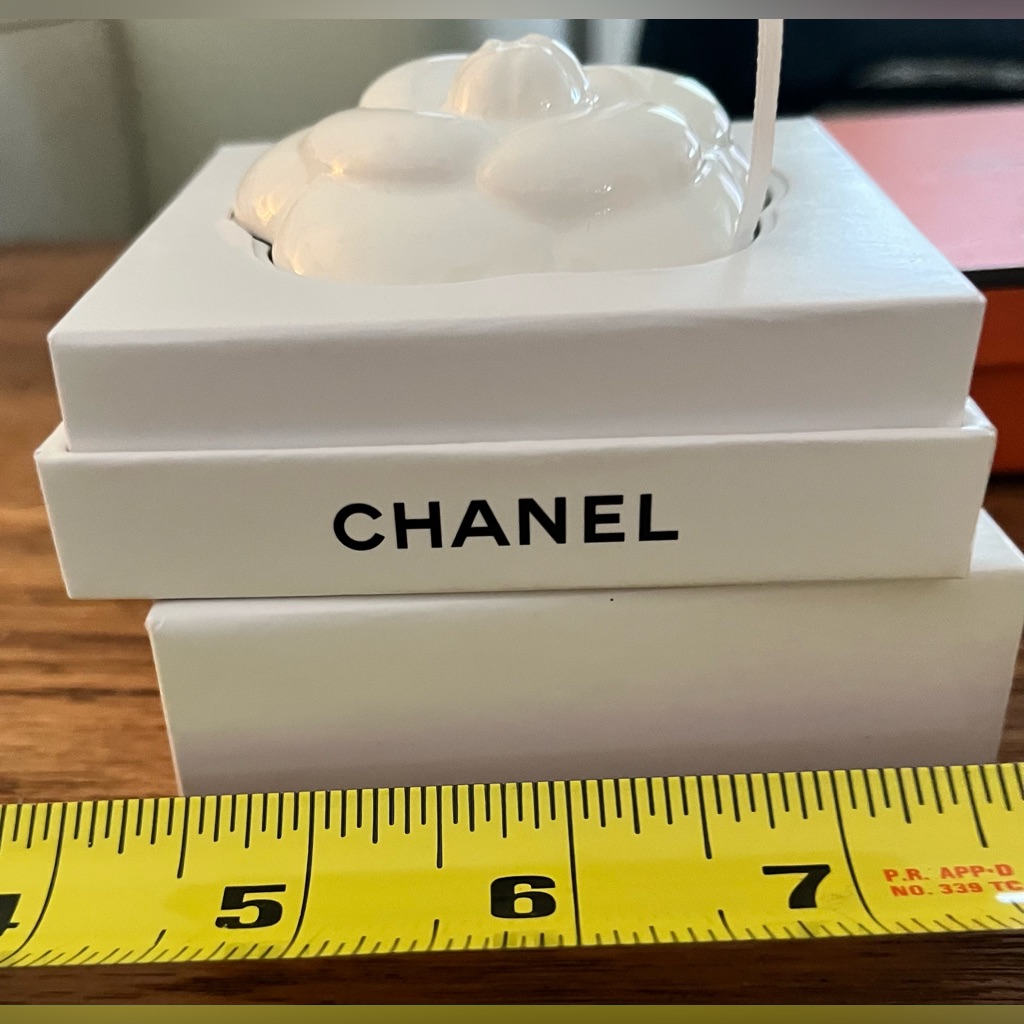 Chanel Ceramic White Camellia Fragrance Diffuser With Chanel Box